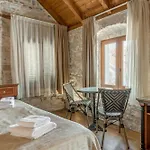Emperor - Beyond Timeless Apartamento