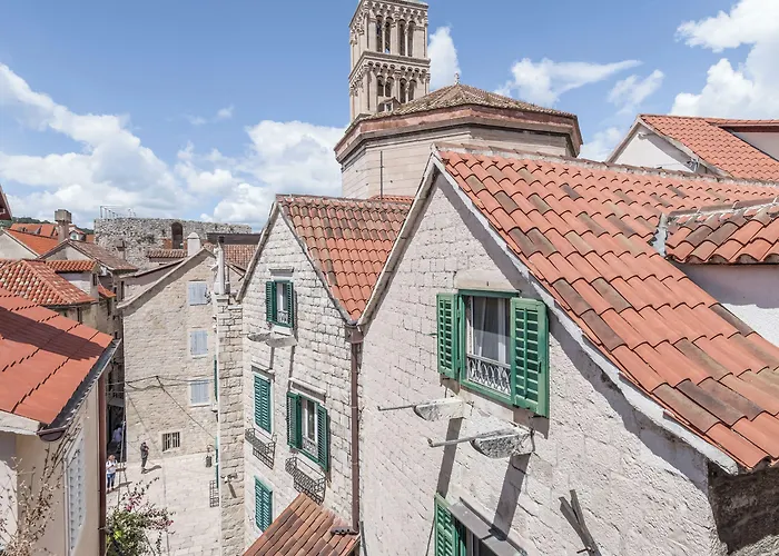 Apartment Emperor - Beyond Timeless