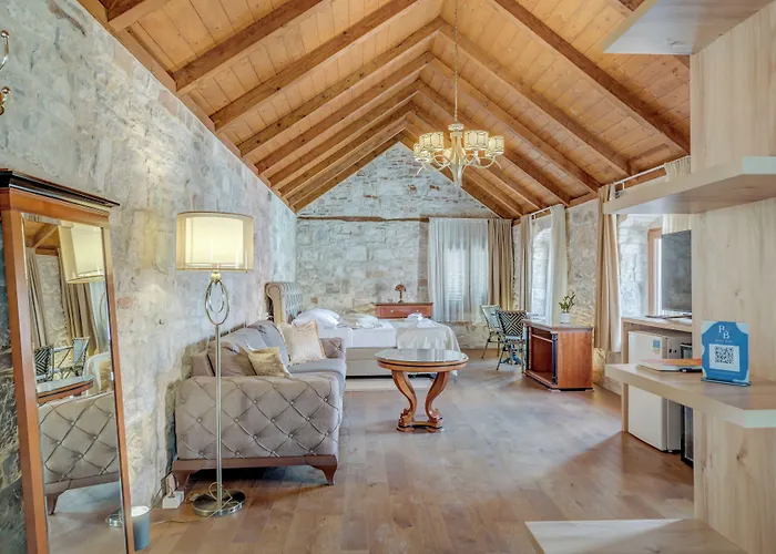 Apartment Emperor - Beyond Timeless